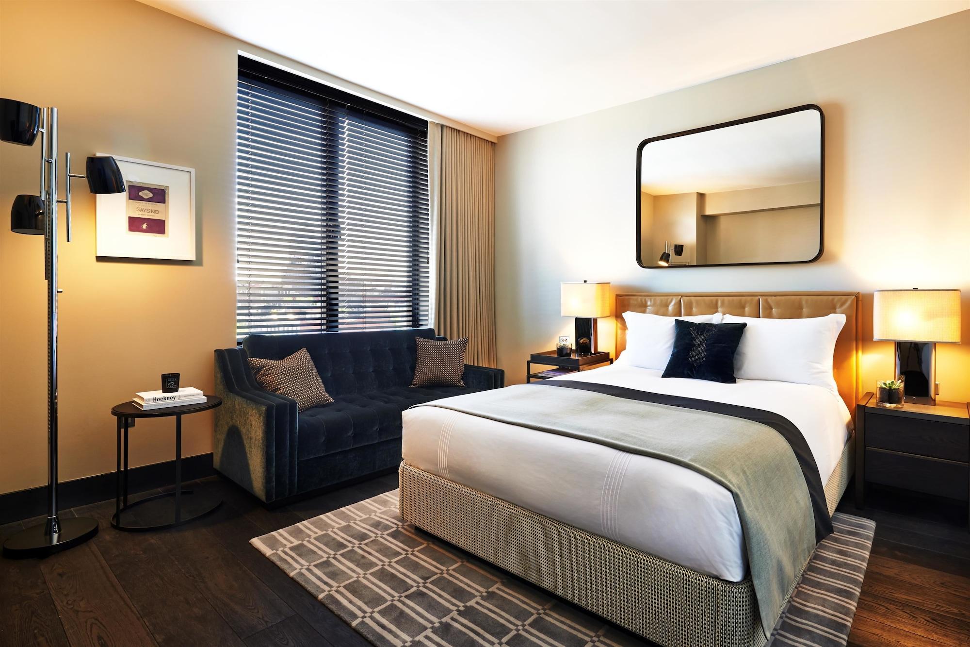 Sixty Soho Hotel New York Exterior foto A bedroom at the hotel