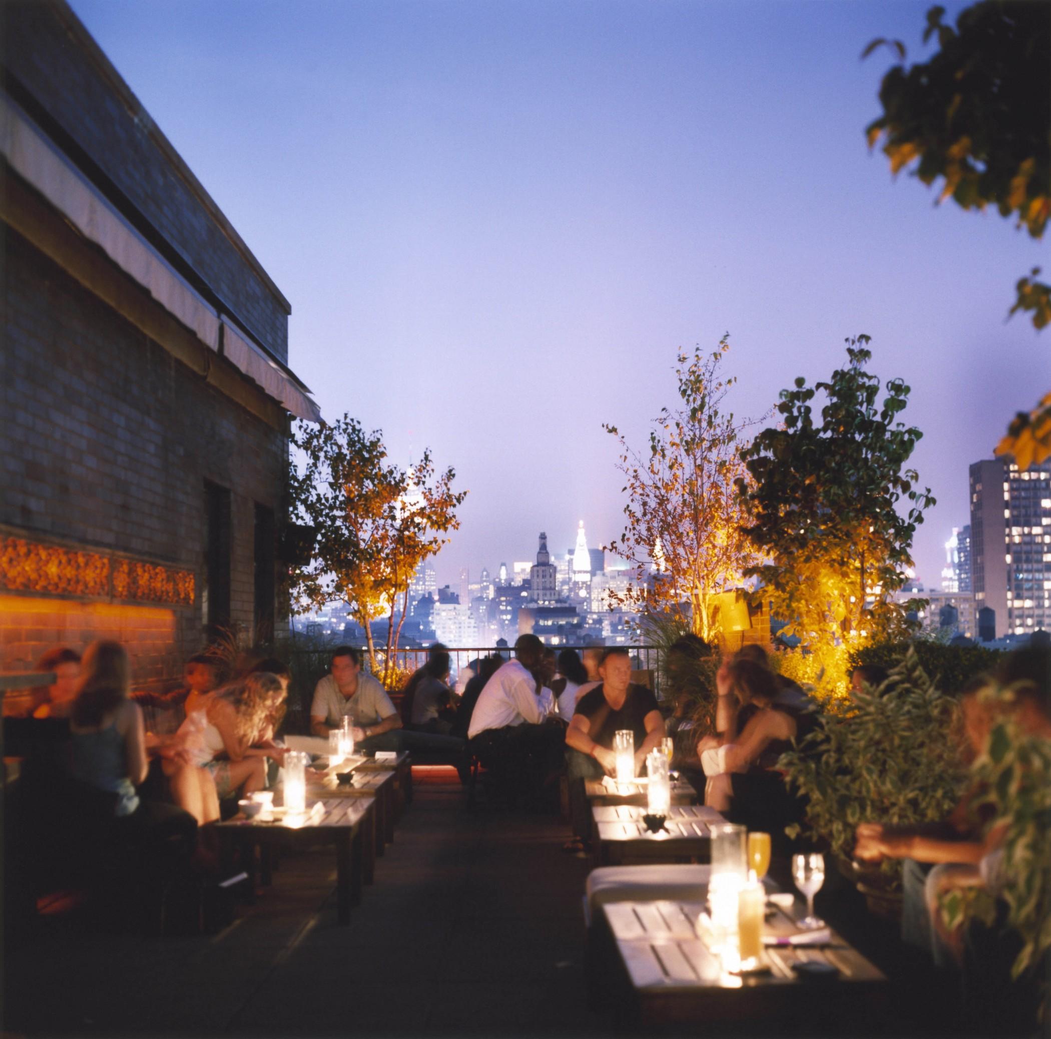 Sixty Soho Hotel New York Exterior foto The Standard East Village