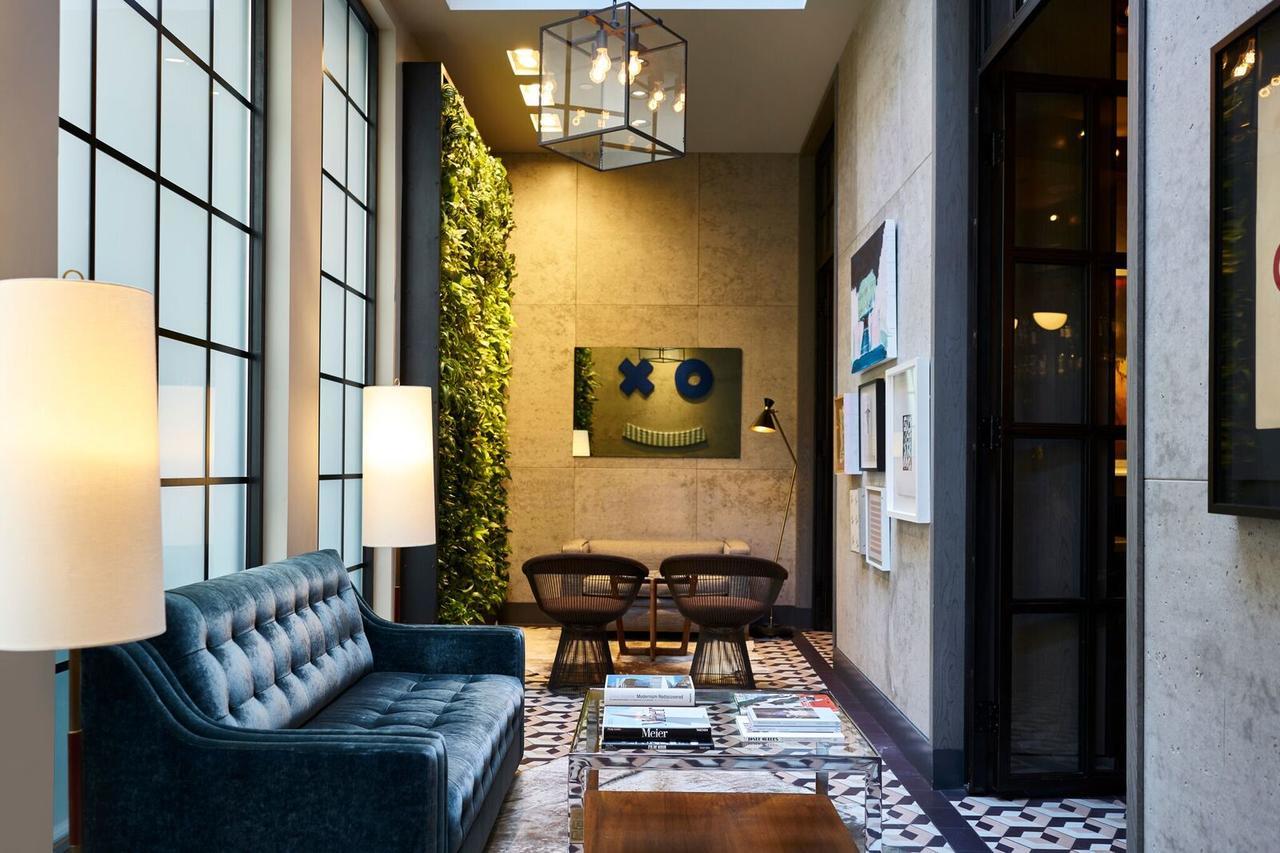Sixty Soho Hotel New York Exterior foto The Hotel's lobby